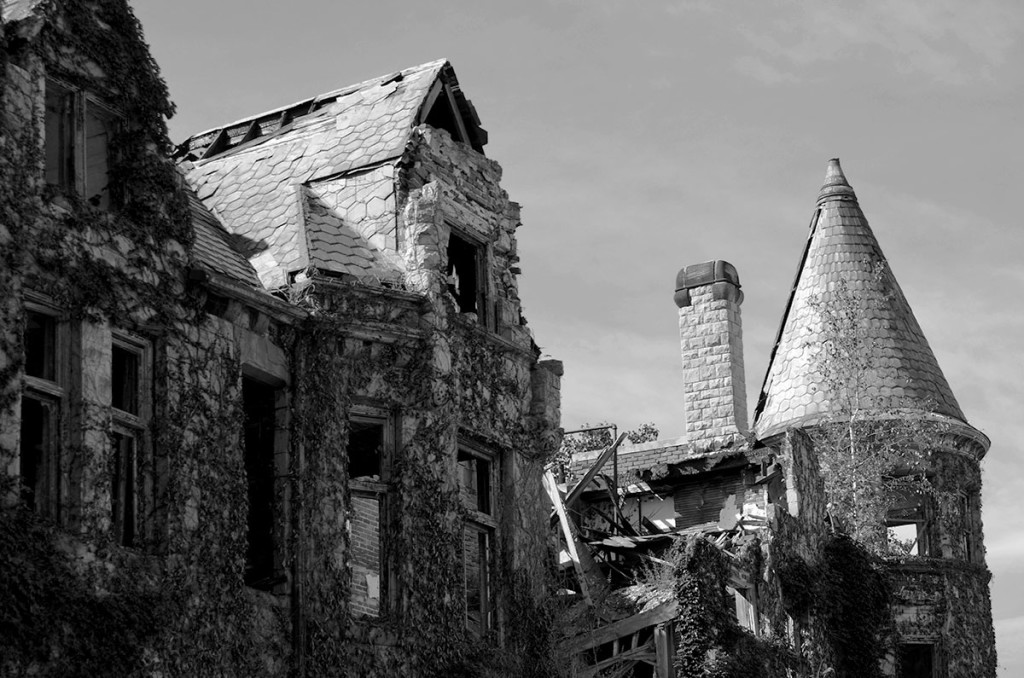 Detroit mansion rubble