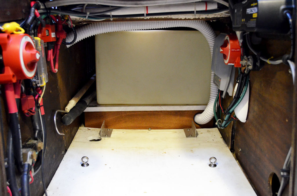 Albin Vega additional gas tank