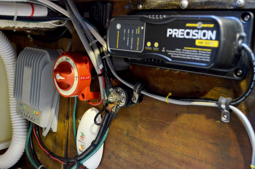 Albin Vega Solar Wind Charger