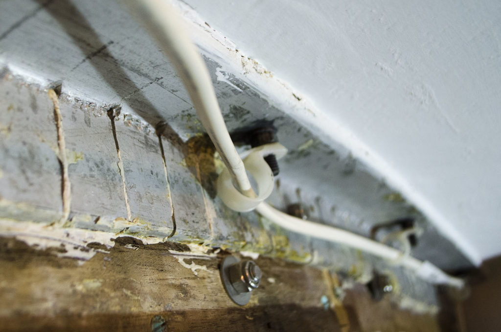 Mast step aluminum angle reinformcenet